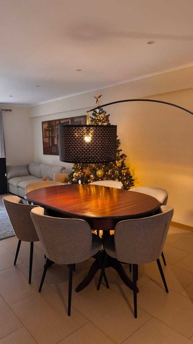 Candeeiro de pé, preto com abajur Ikea