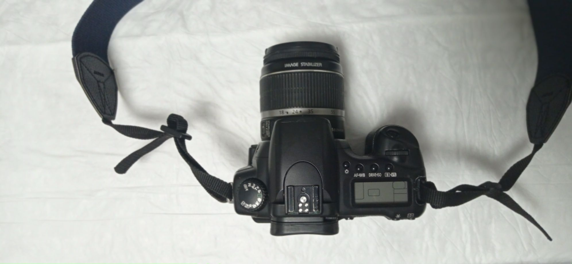 Фотоапарат Canon EOS 20D.