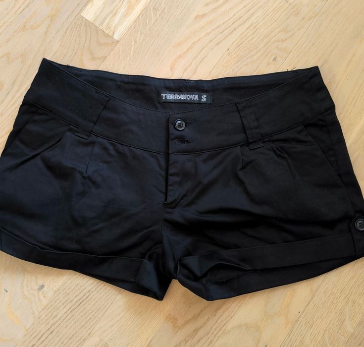 Чорні шорти трикотажні