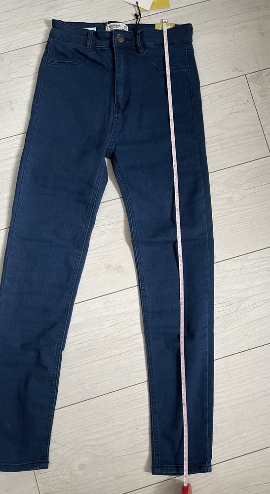 Dżinsy jeans skin rurki granatowe pull and bear 36/38