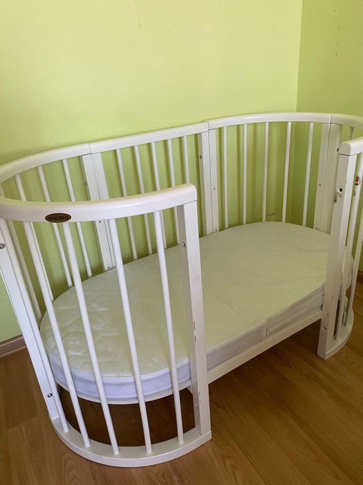 Продам детские кроватки