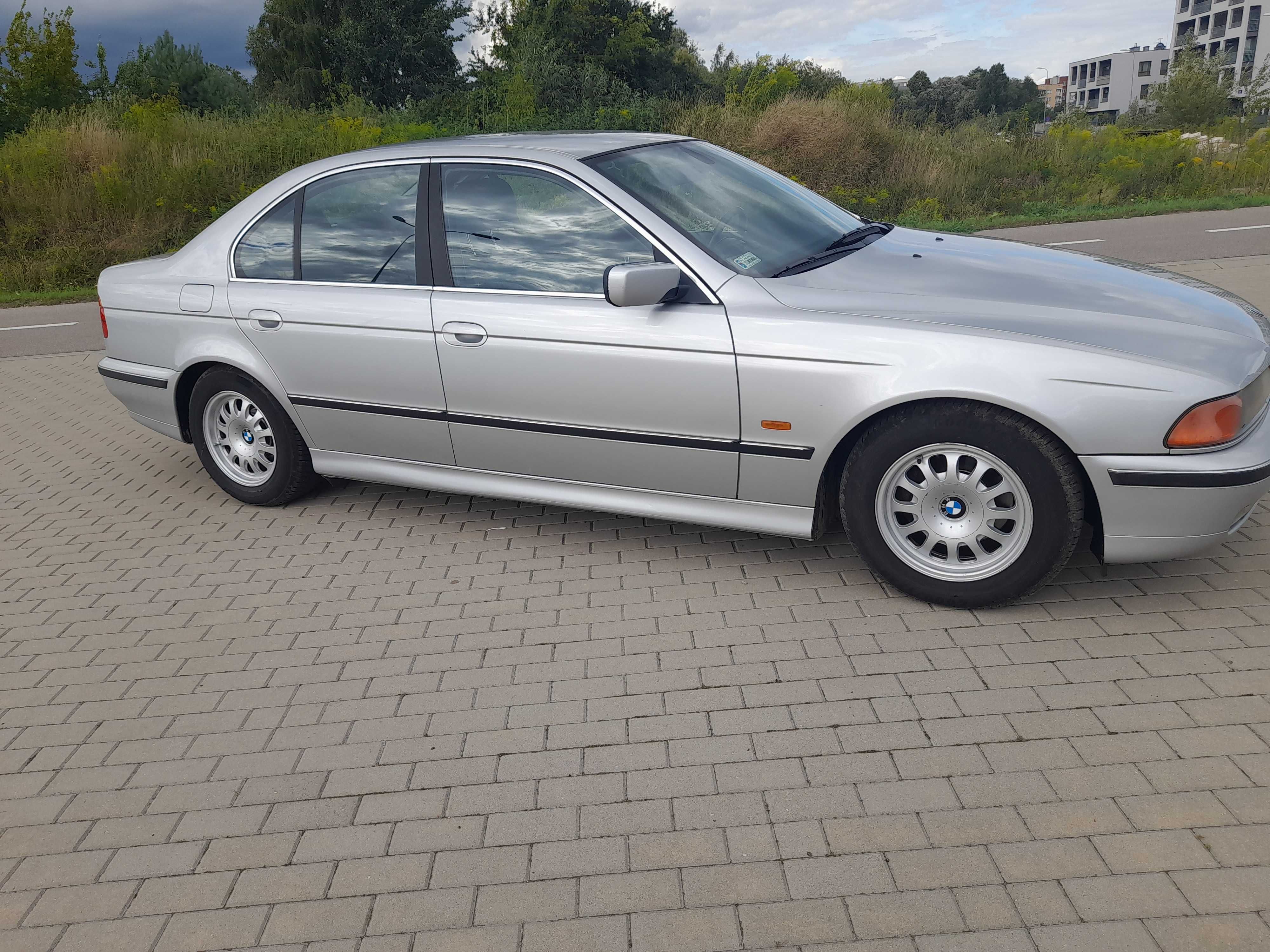 BMW e39 2.0 +LPG 99r