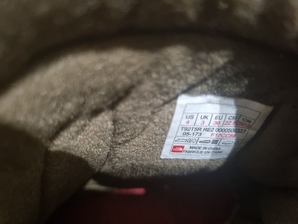 Buty zimowe dziecięce North Face Chilkat rozm. 36