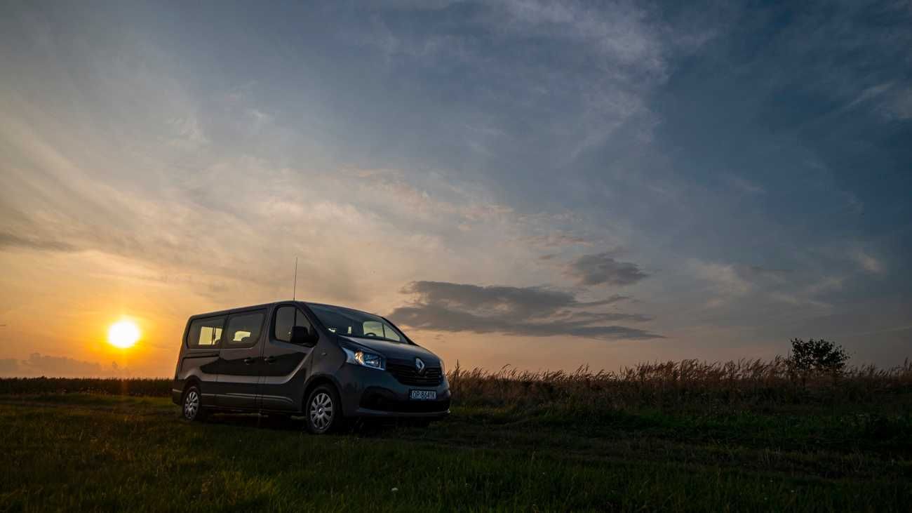 Wynajem Busów 9 osobowych Ford Custom, Renault Trafic, Ford Transit