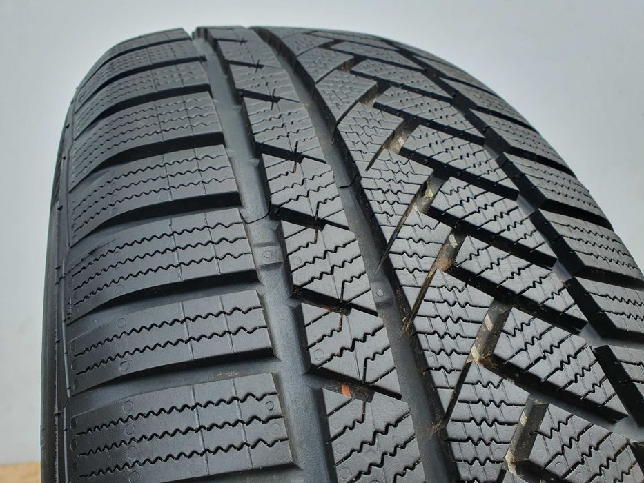 1x Opona zimowa 255/55/19 CONTINENTAL W.C. TS850P - 111V 9mm!