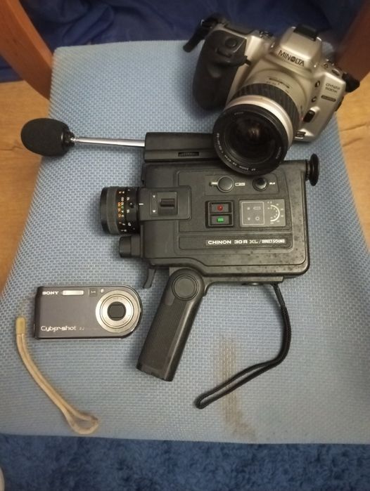 Minolta Analógica + Máquina de Filmar Vintage