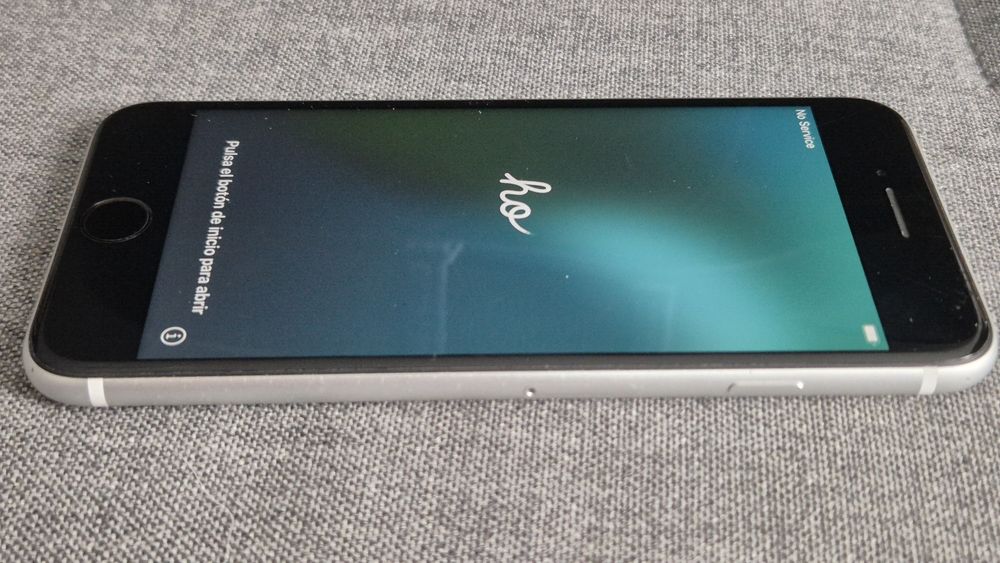 iPhone se 64gb 2gen a2296 biały