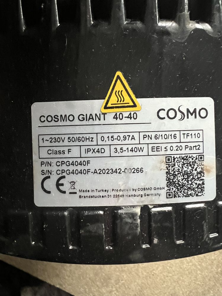 Pompa Cosmo Giant 40-40  kołnierzowa