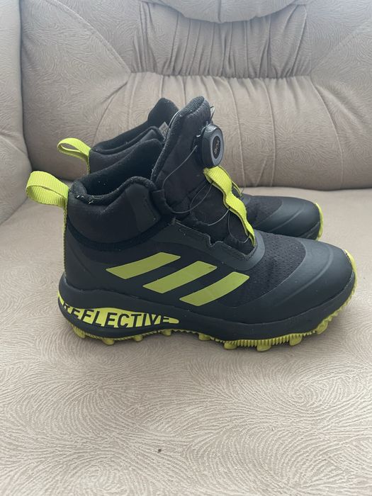 Дитячі черевики-кросівки 35 1/2 Adidas Forta Run BOA ATR