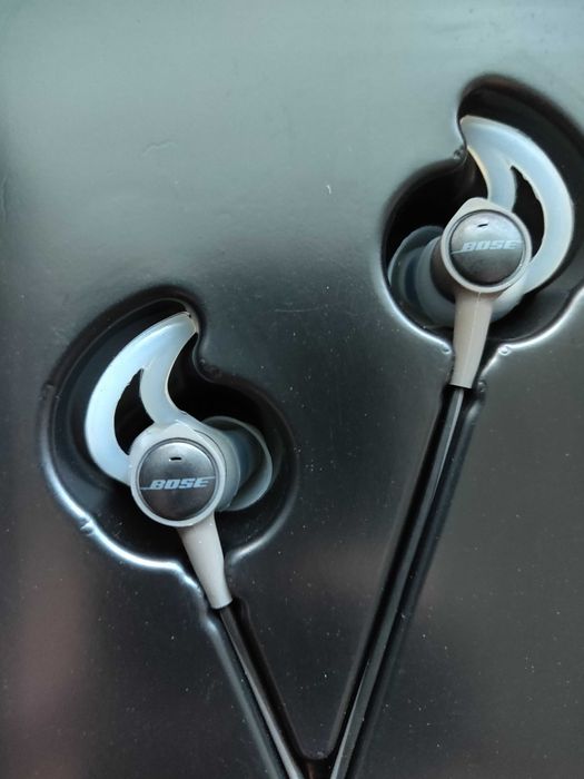 Bose słuchawki sound true ultra