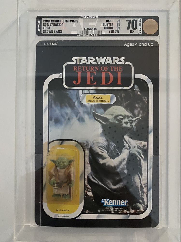 Yoda kenner action figure 1983 em AFA selado e graduado