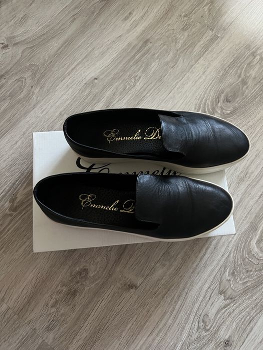 Жіночі шкіряні сліпони. Стан відмінний. 39 розмір