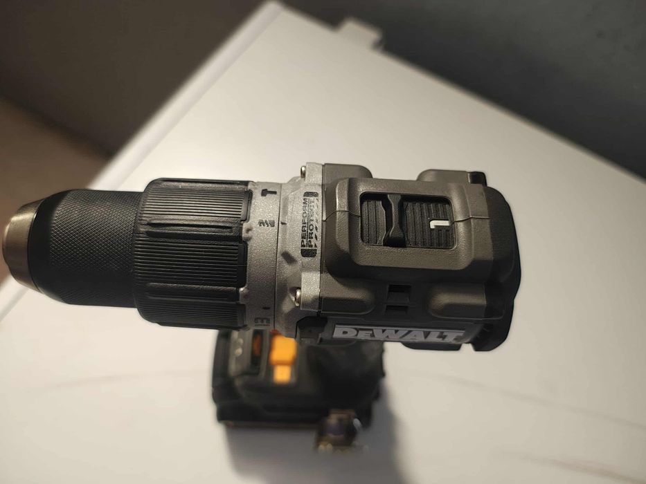 Wkrętarka z funkcją udaru DCD85M Mclaren odpowiednik DCD805 DeWalt 18v