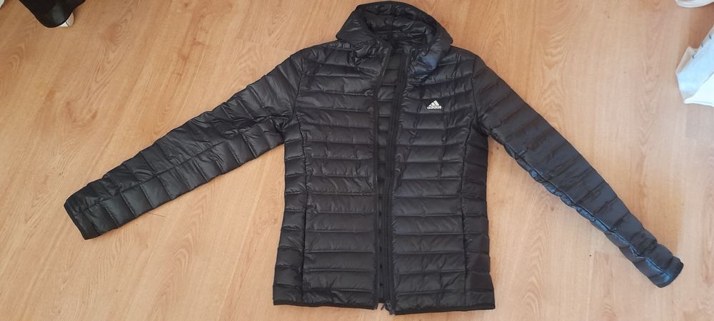 Куртка adidas вітровка