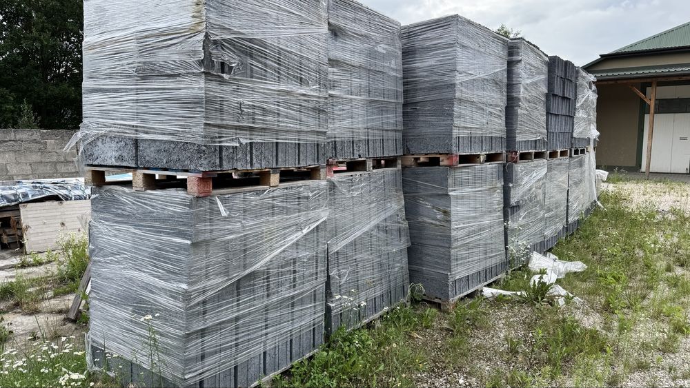 Pustaki keramzytowe betonowe 24x24x49 cm - 980 szt na paletach