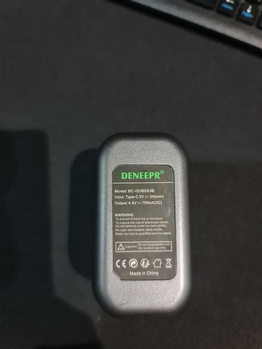 Duas baterias com base de carregamento para Insta360 X3 novas