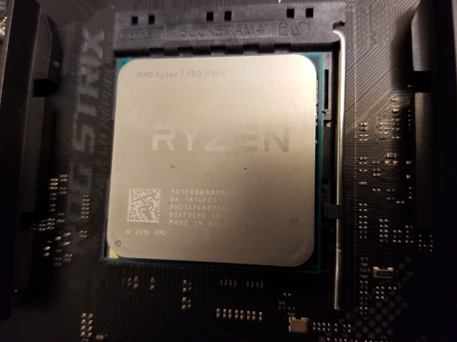 Процессор amd ryzen 7 PRO 1700x 3.4Ghz 8 ядер am4