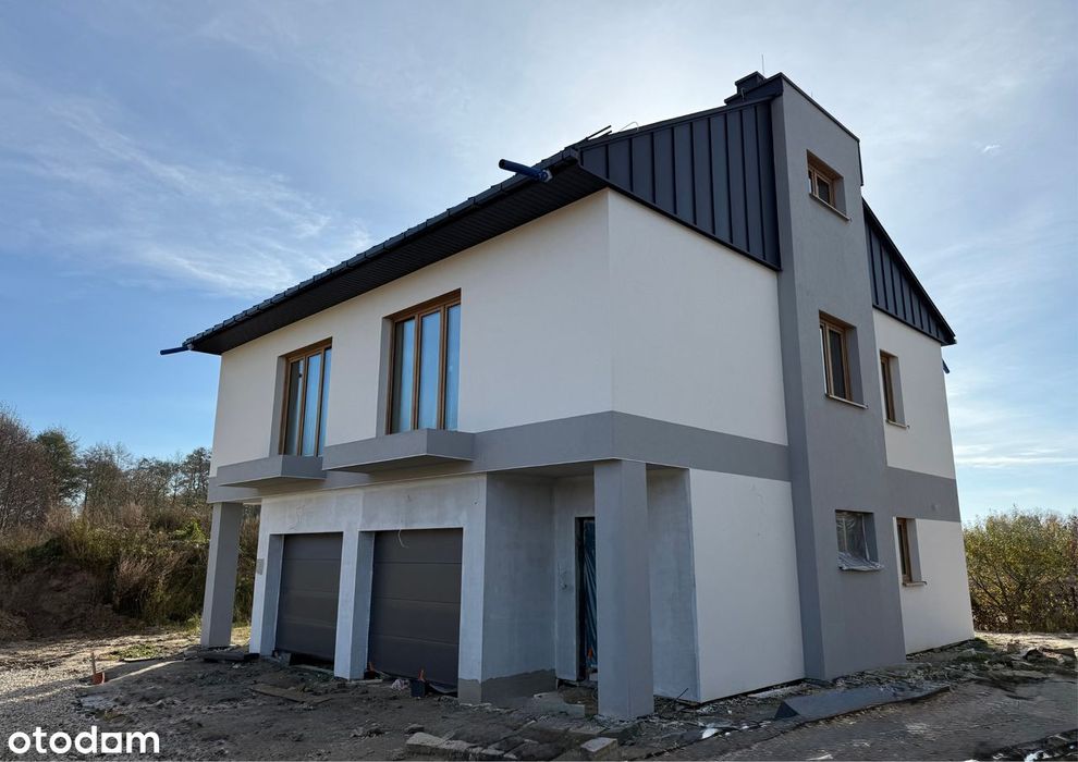 Nowoczesny segment z ogródkiem i garażem | Modrzewiowa Park | Masłów