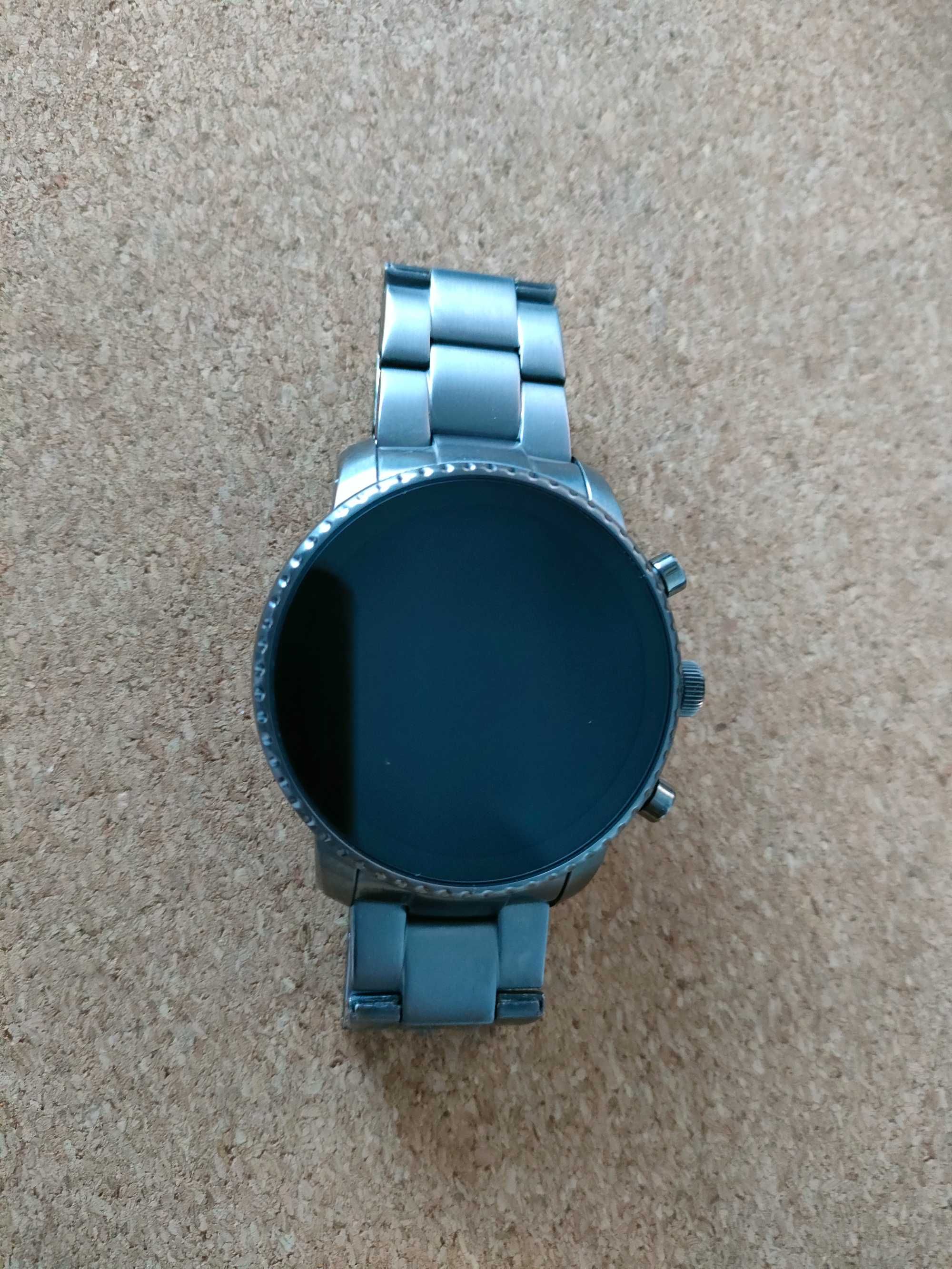 Fossil Q Explorist HR Wear OS