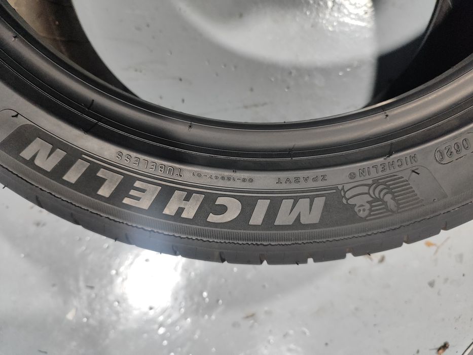 2 pneus como novos 225-45R17 Michelin - Oferta dos Portes