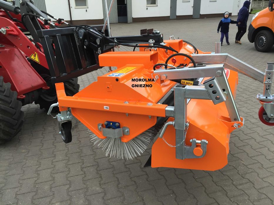 Zamiatarka szczotka do placów,magazynów,dróg FK MACHINERY/TALEX