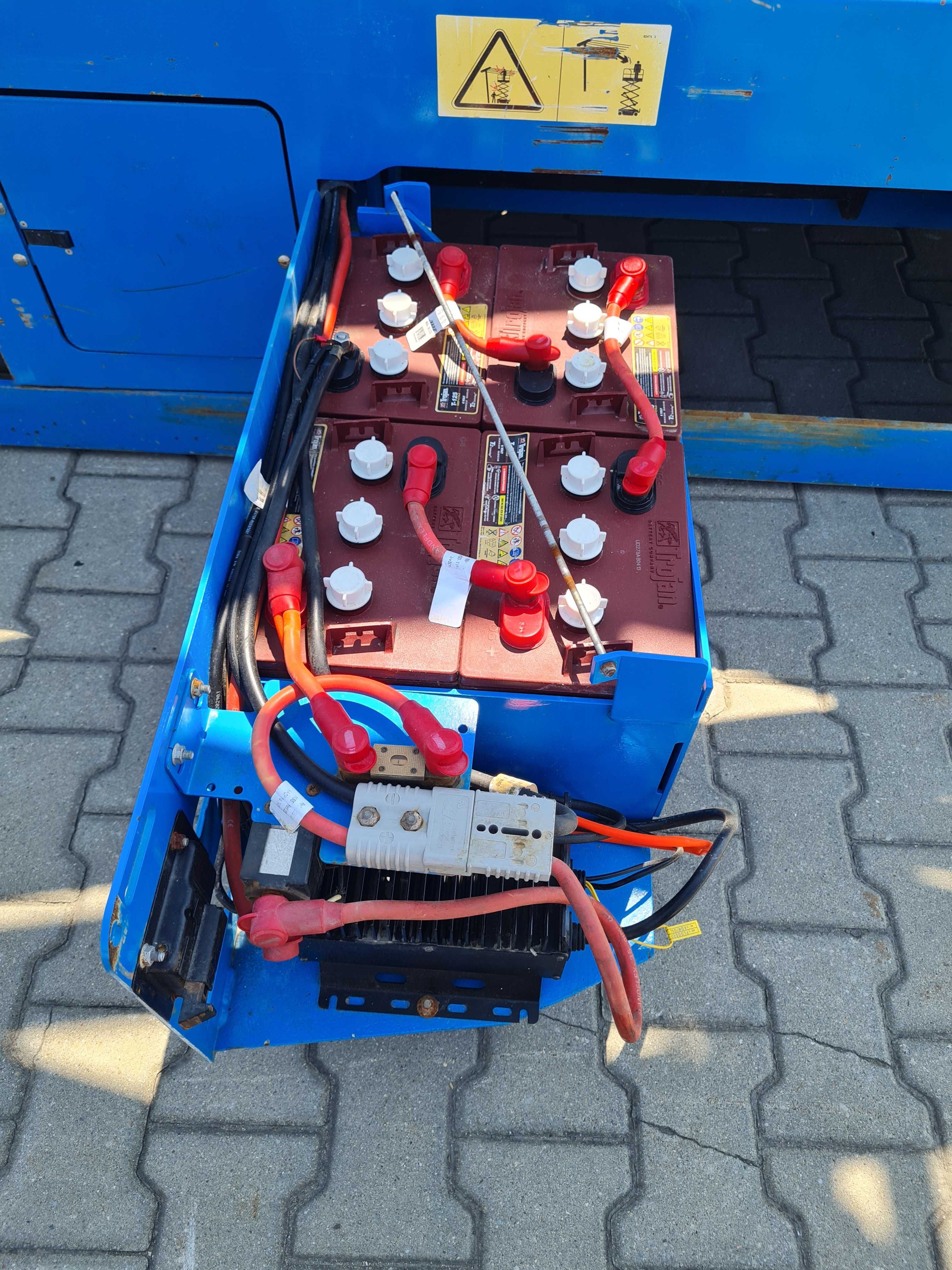 Podnośnik Genie GS3246 elektryczny nożycowy 11,5, 2012 gotowy do pracy