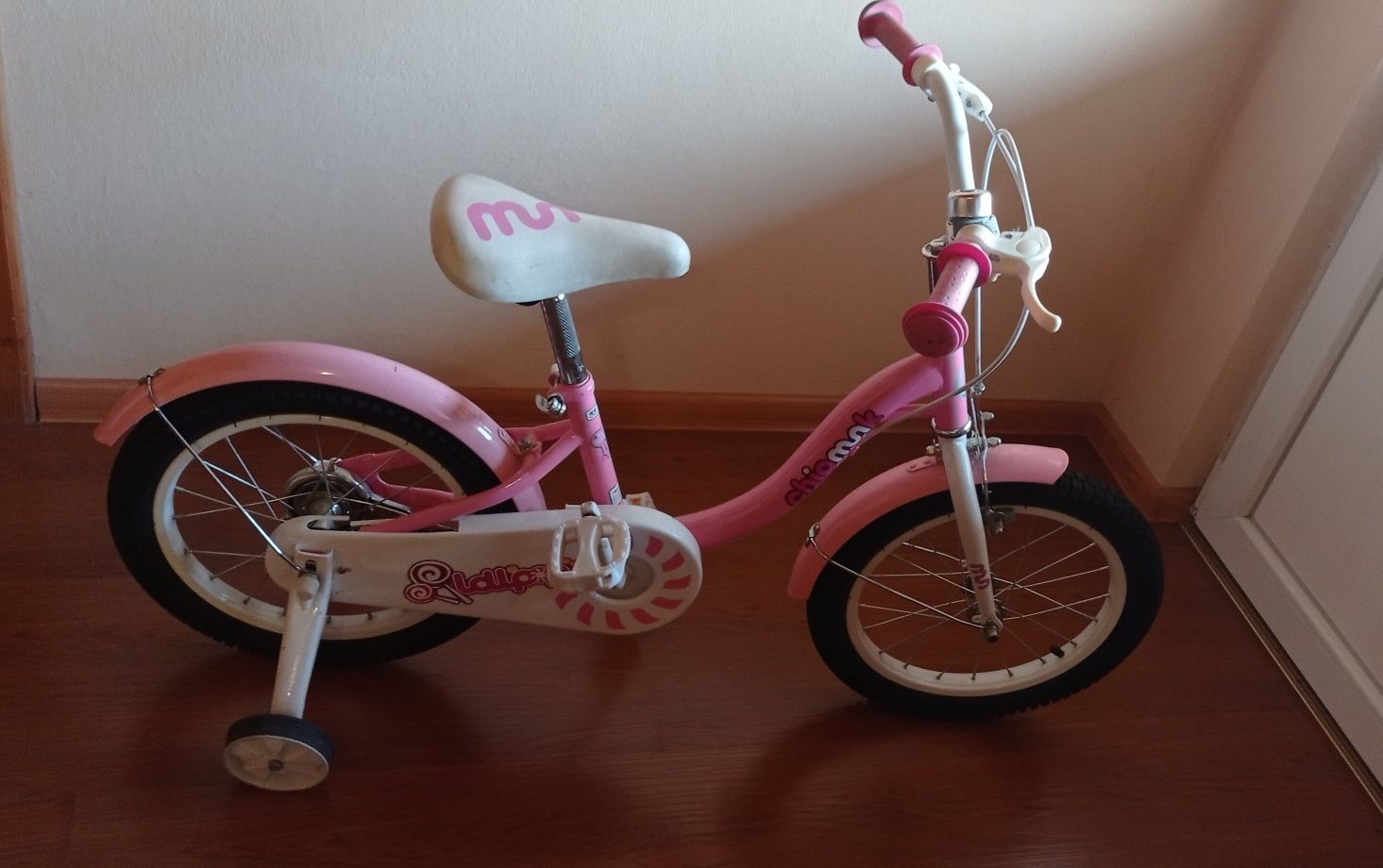 Дитячий велосипед для дівчинки у м. Хуст