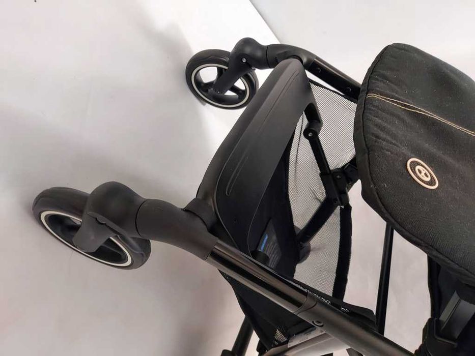 Cybex Beezy Wózek Spacerowy Moon Black używany