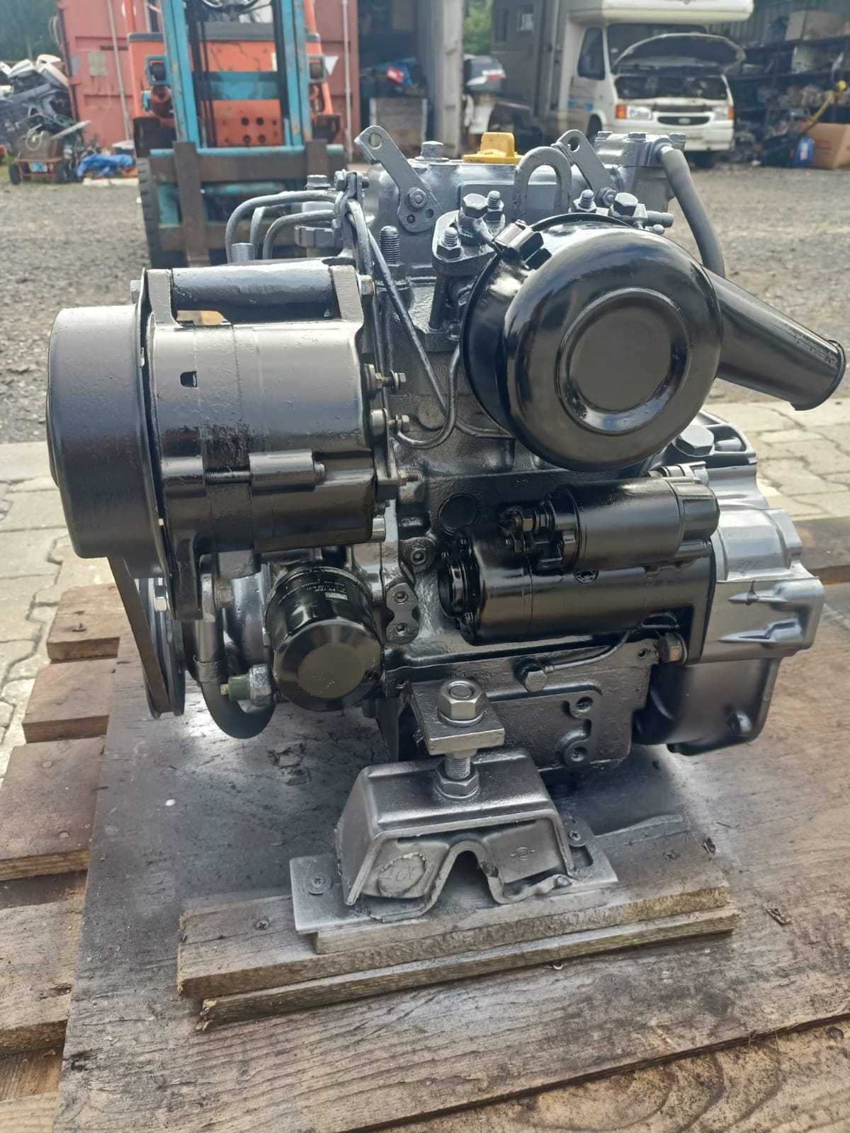 Silnik stacjonarny YANMAR 2GM20 13KM