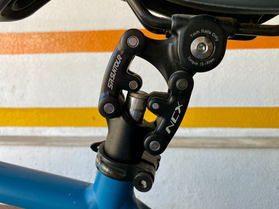 Bicicleta Eléctrica BEEQ C800