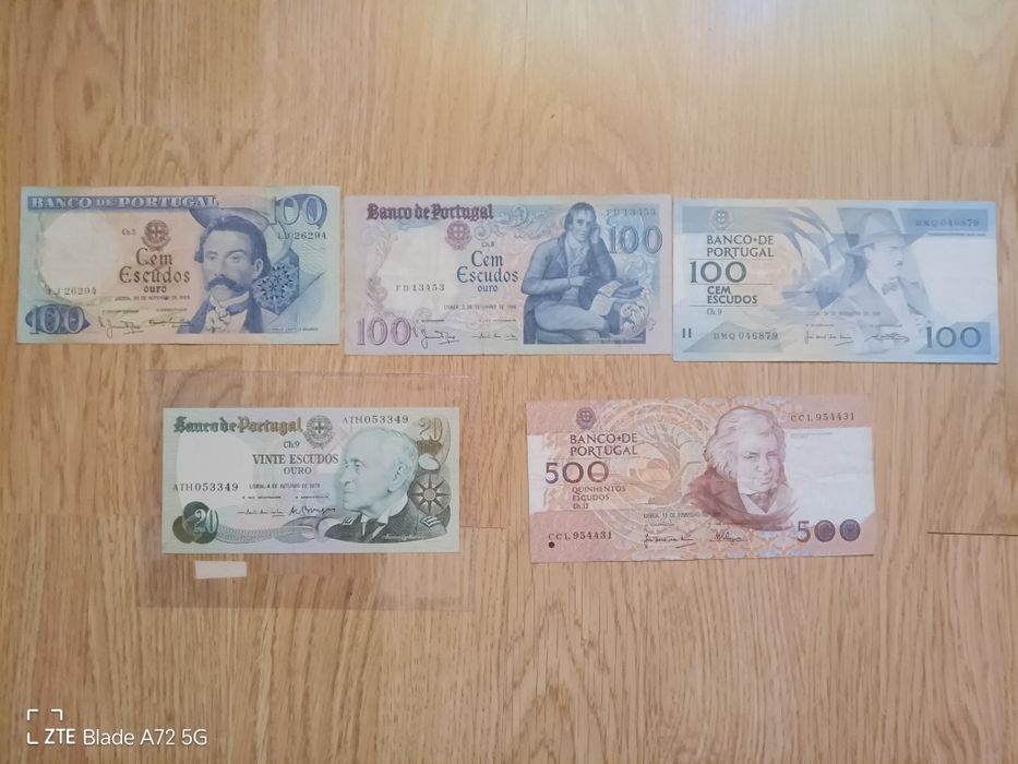 Notas de escudo e reiais