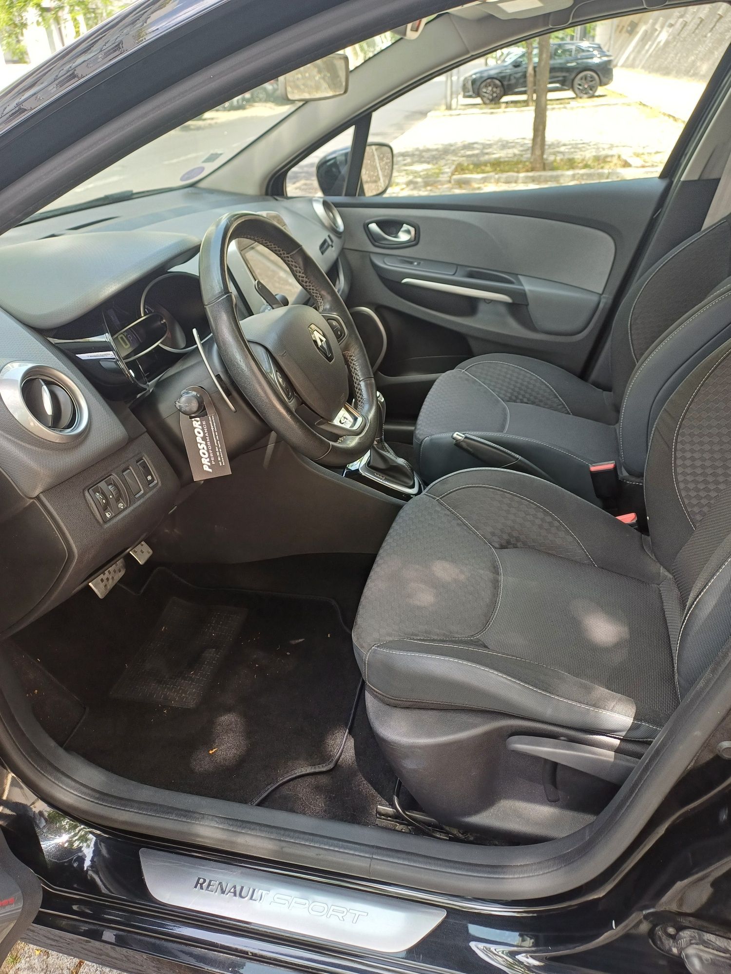 Renault Clio GT LINE EDC