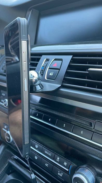 Продам тримач для телефону bmw f10/f11