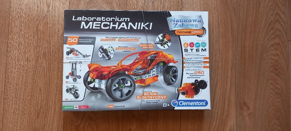Laboratorium mechaniki.