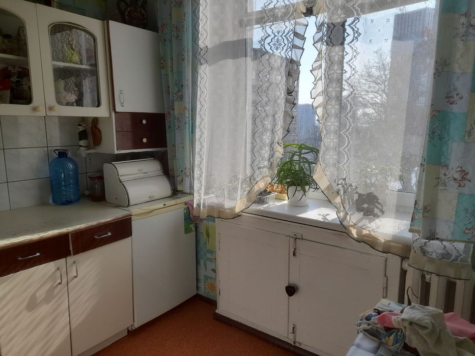 Продам 2ком.квартиру. Сталинка Спецпроэкт. Парк Т. Г. Шевченка. 4этаж