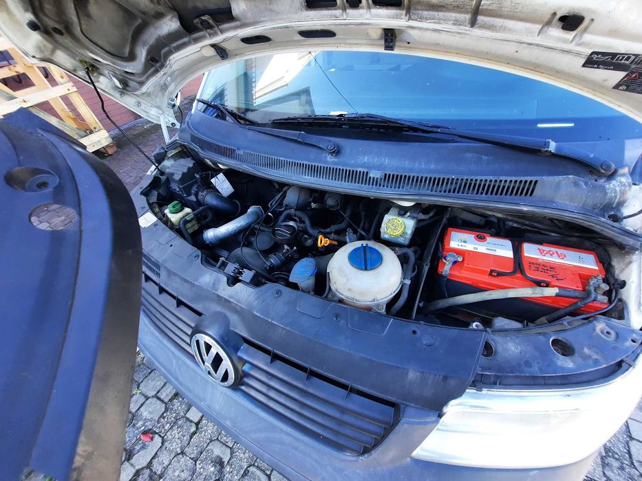 Volkswagen Transporter T5 TDI wysoki blaszak 2005/2006r.