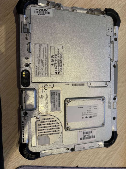 Pancerny tablet Panasonic FZ-G1 MK1 i5 4GB RAM SSD 128GB Windows 8