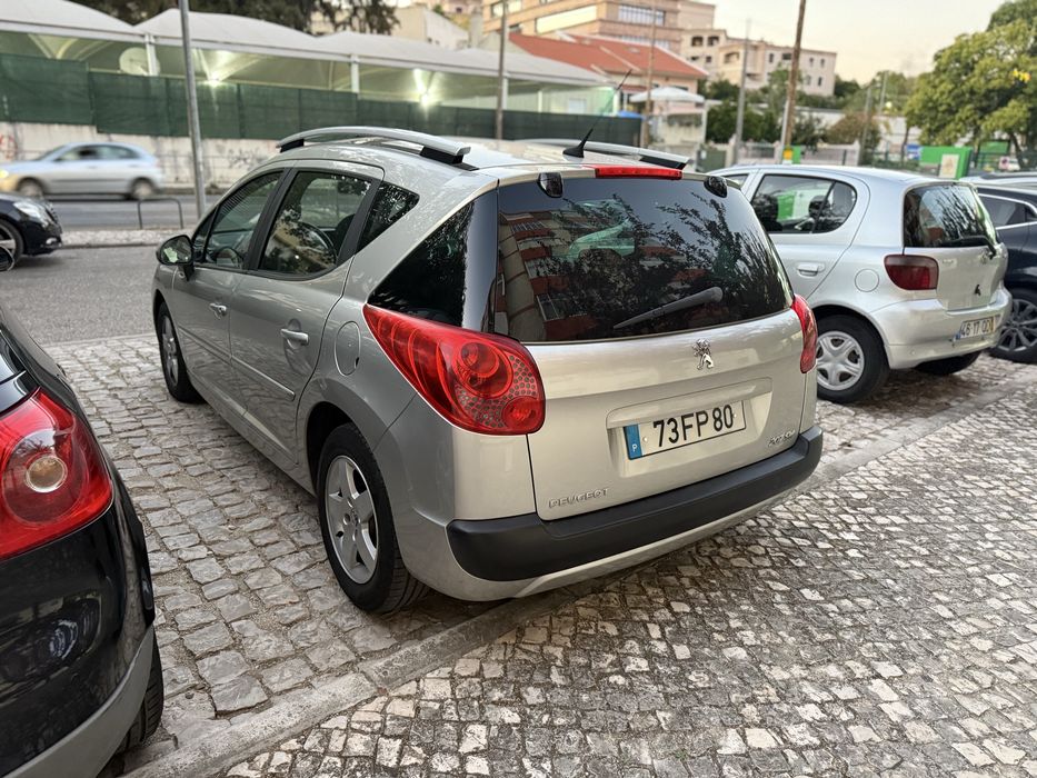 Peugeot 207 SW Teto panoramico
