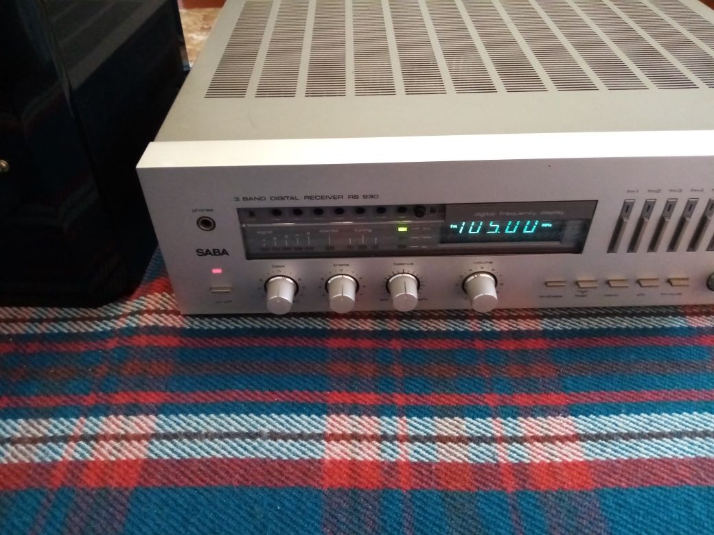 Продам ресівер Saba sr 930