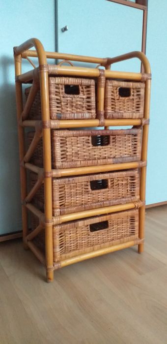 Komoda szafka rattanowa.