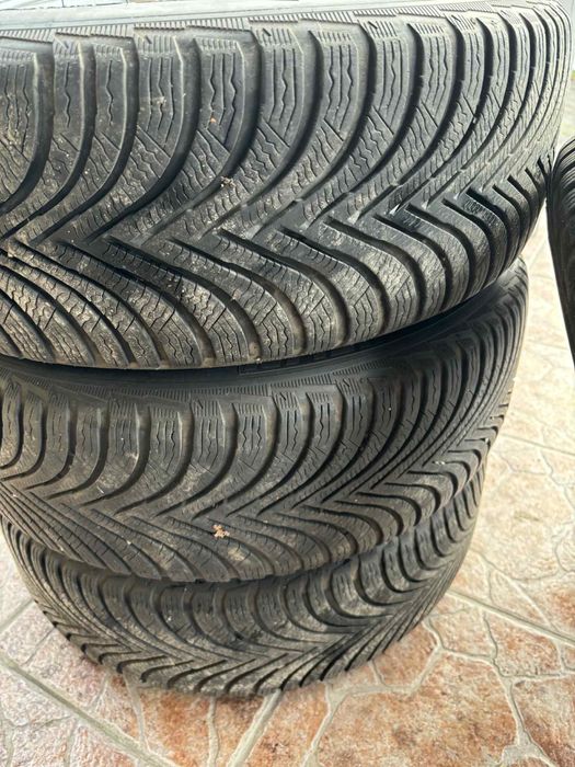 Felgi Dezent 5x112 205/50/17 Michelin