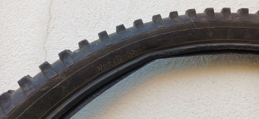 Pnepneu btt vee ruber 26x2.1