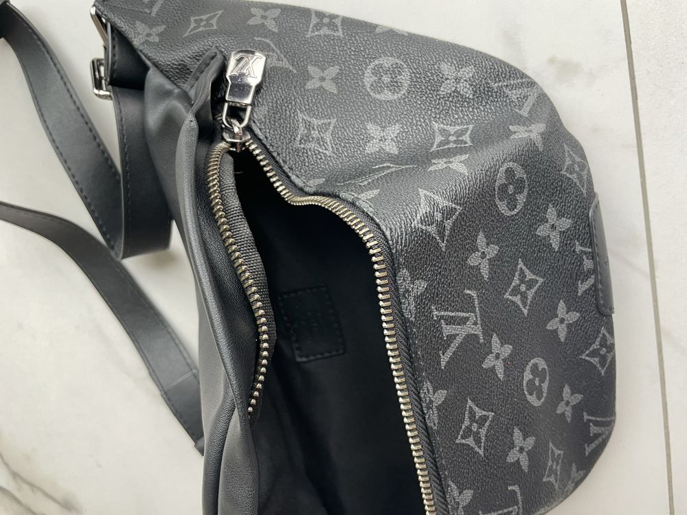 Бананка Louis Vuitton