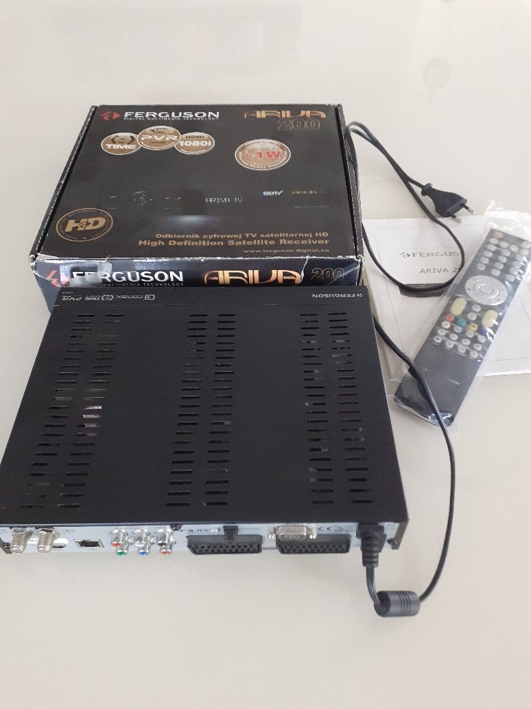 Ferguson Ariva 200 tuner dekoder TV cyfrowy HD plus pilot i instrukcja