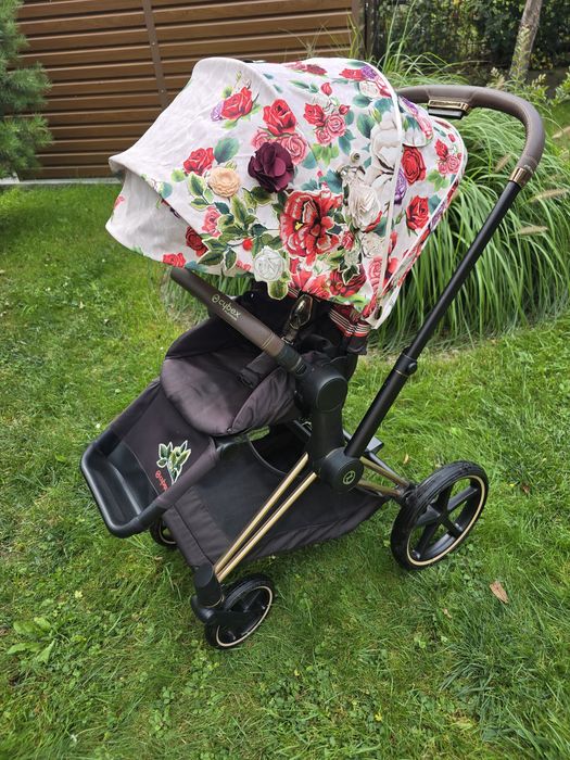Cybex Priam bloosom white + moskitiera + pokrowiec przeciwdeszczowy