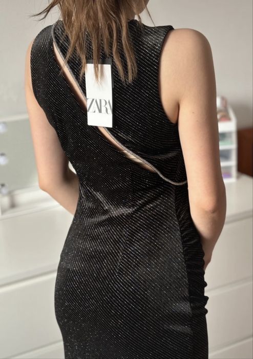 Eleganska sukienka Zara