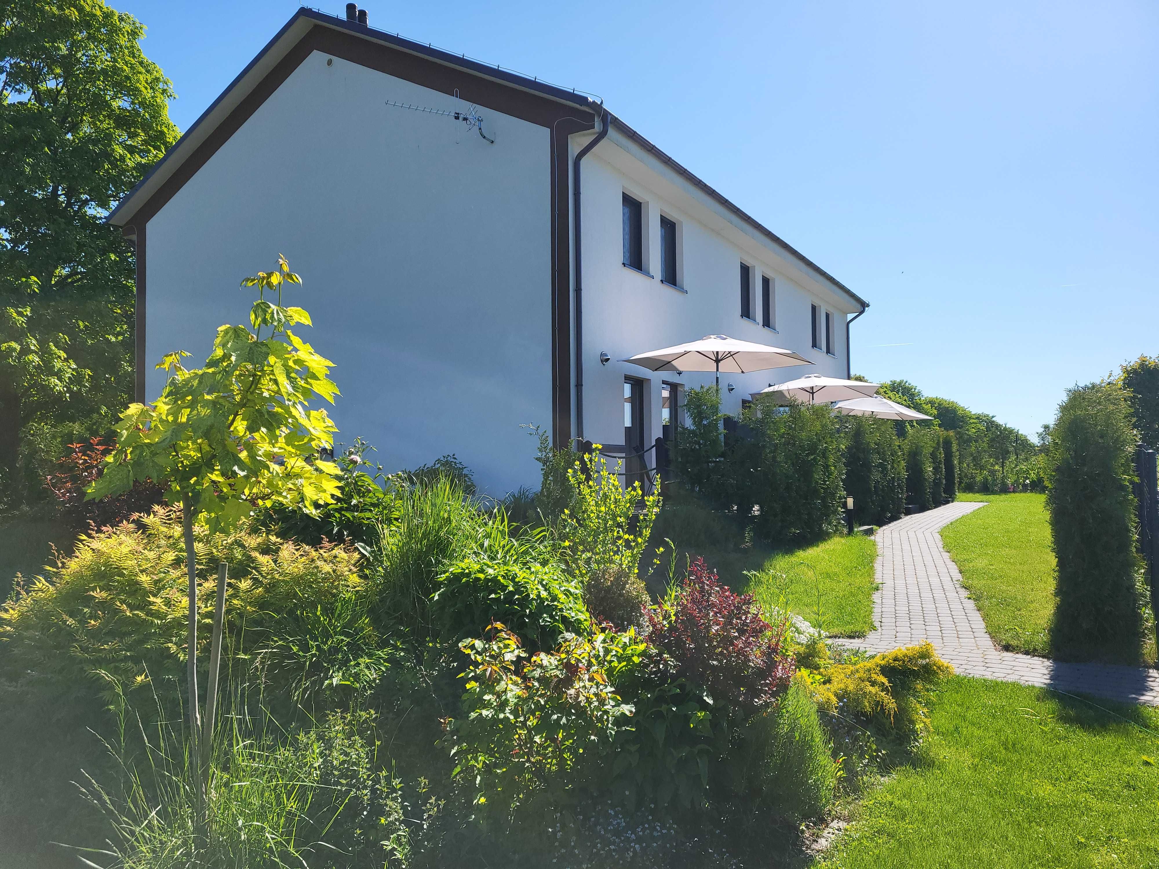 Przybrodzin ( obok Powidz) Apartamenty Pod Starym Klonem