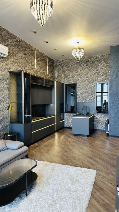 Продам 3-кімнатну квартиру з видом на Дніпро та місто Черкаси!