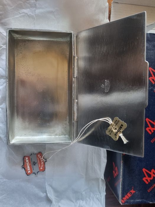 Caixa em estanho baralhos de cartas