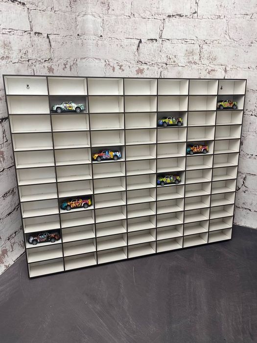 Настінний гараж для Hot Wheels / полиця для машинок / органайзер з дер